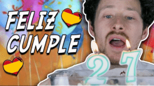 Miniature de vidéo avec une photo de Pierre avec un gâteau d'anniversaire et le titre « feliz cumple » illustrant un article Holamigo